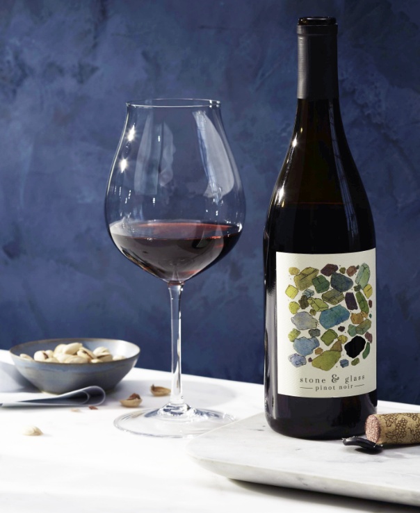 Pinot Noir Stone & Glass